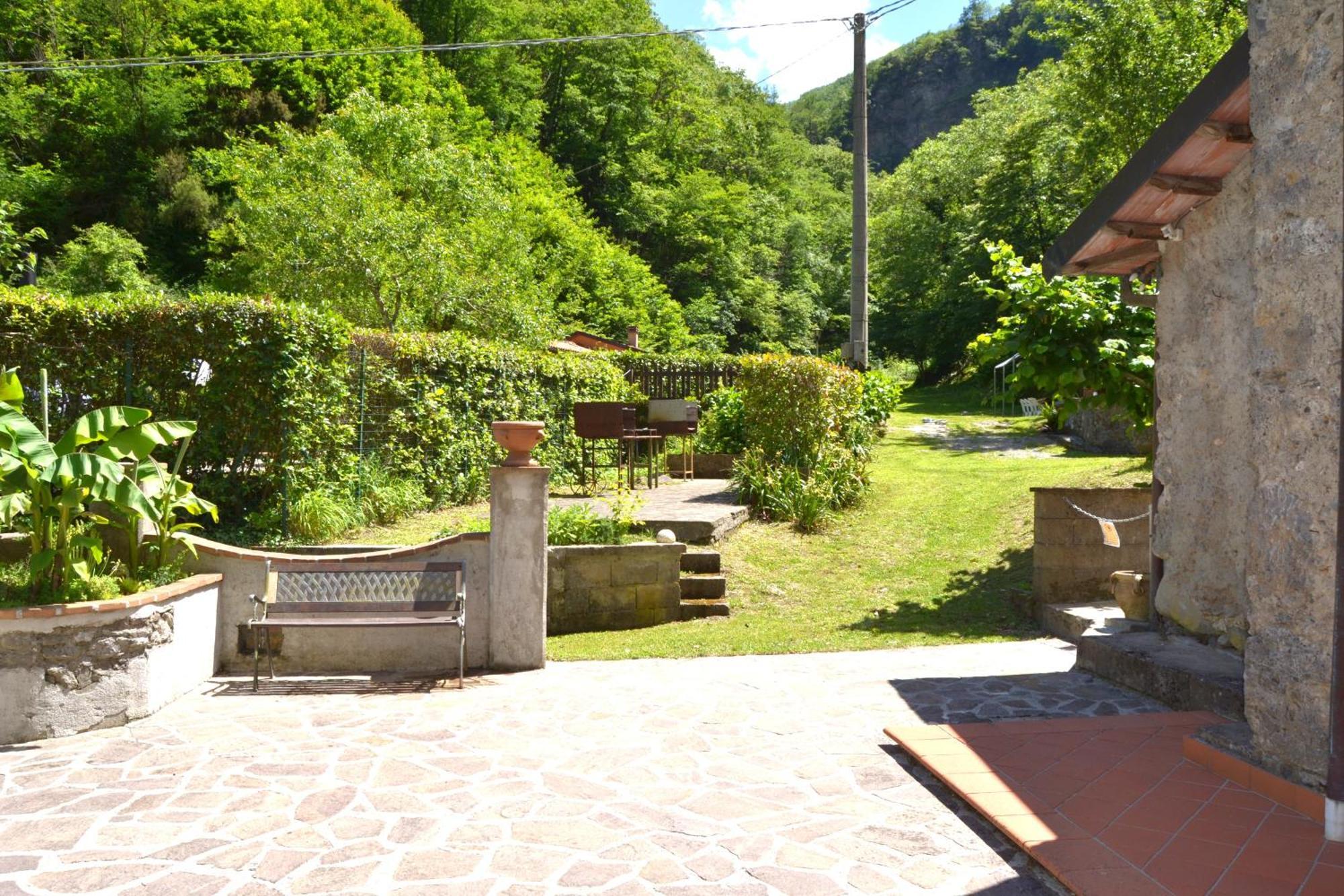 Casa Vacanze Il Boscaccio "Casa Massimo" Fornovolasco Εξωτερικό φωτογραφία